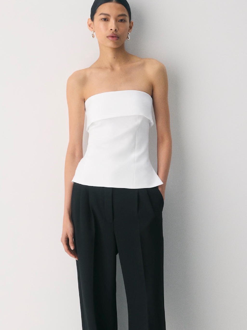Babaton White Crepe Strapless Peplum Camisole
